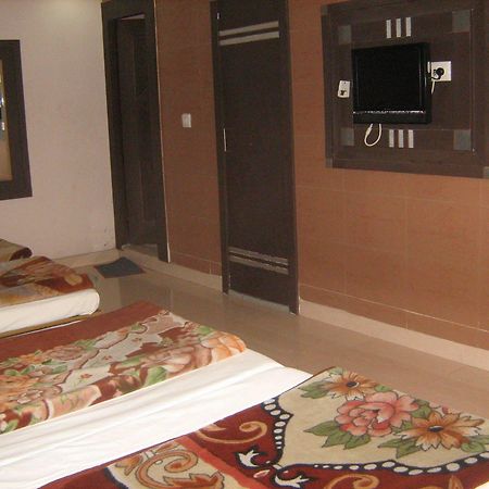 Hotel Gyan Haridwar Ngoại thất bức ảnh