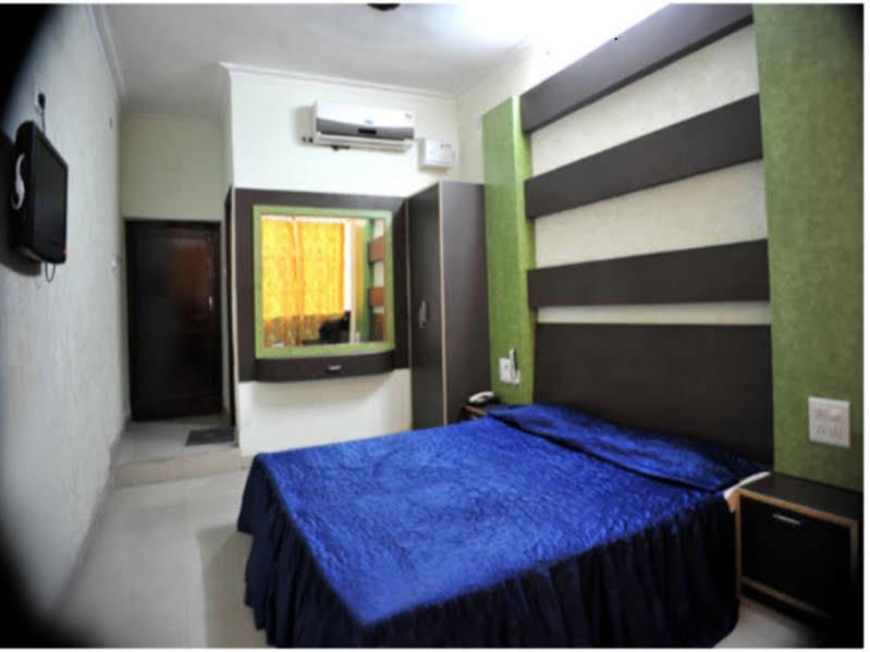 Hotel Gyan Haridwar Ngoại thất bức ảnh