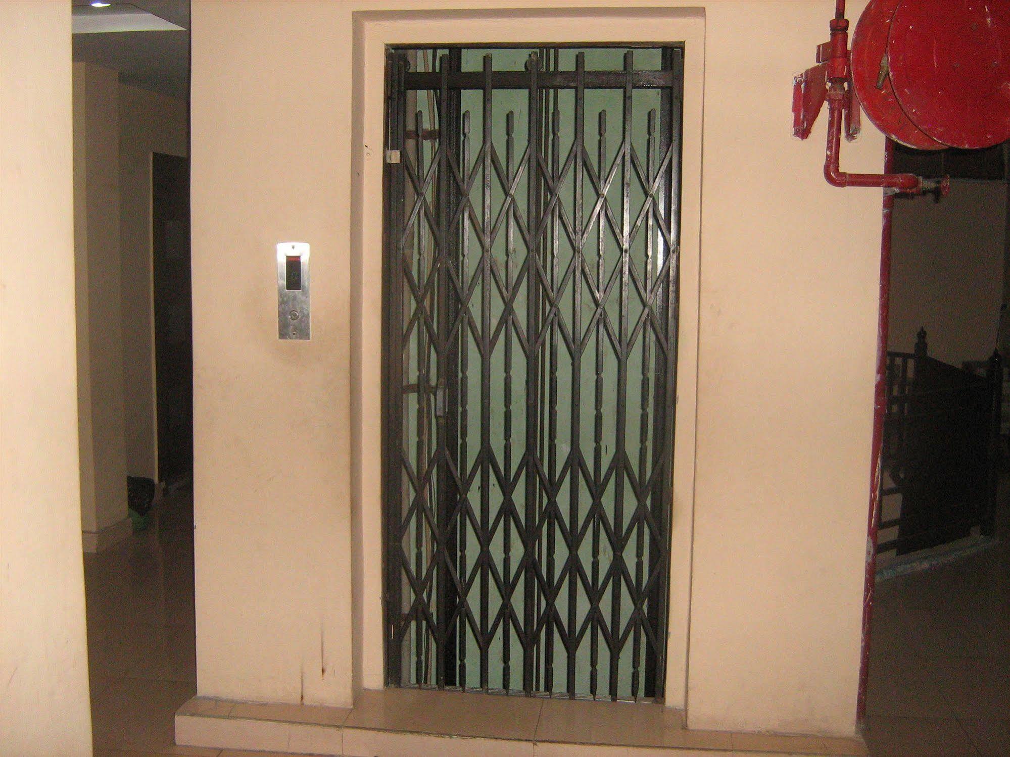 Hotel Gyan Haridwar Ngoại thất bức ảnh